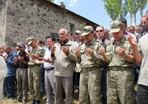 Şenkaya Morkoç'a ağladı